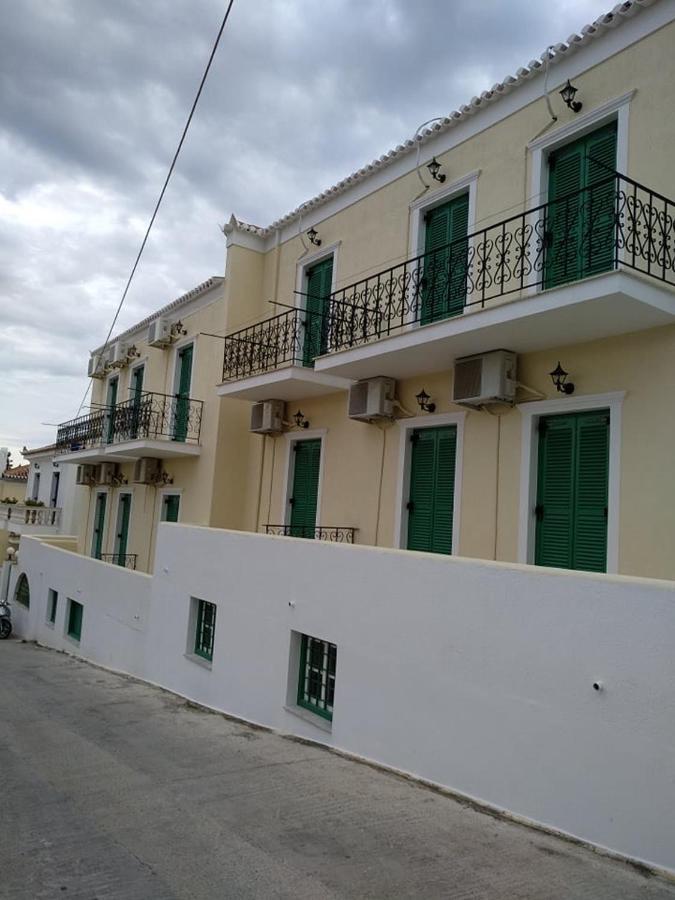 Bay'S Apart otel Spétses Dış mekan fotoğraf